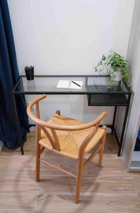 Studio Chic Avec Terrasse, Lumineux Et Calme 1 Valence Extérieur photo